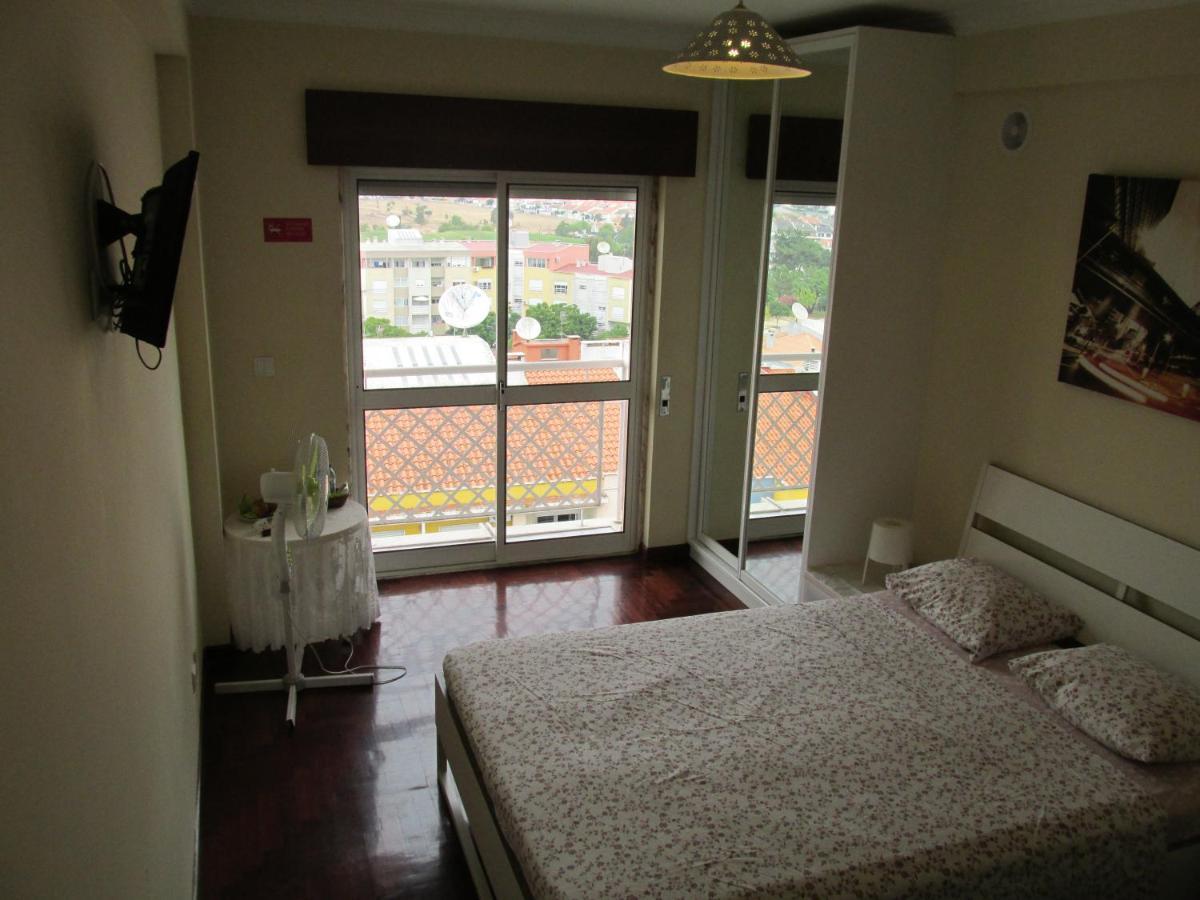 Homestay Marialva Park Seixal  Exterior foto