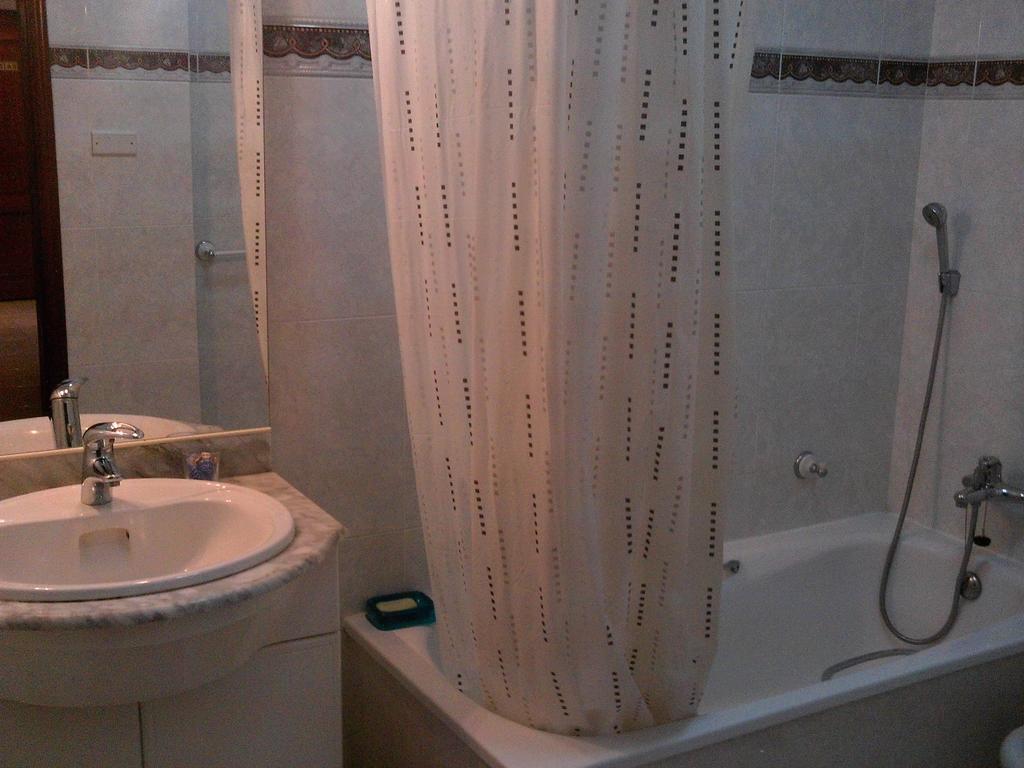 Homestay Marialva Park Seixal  Exterior foto