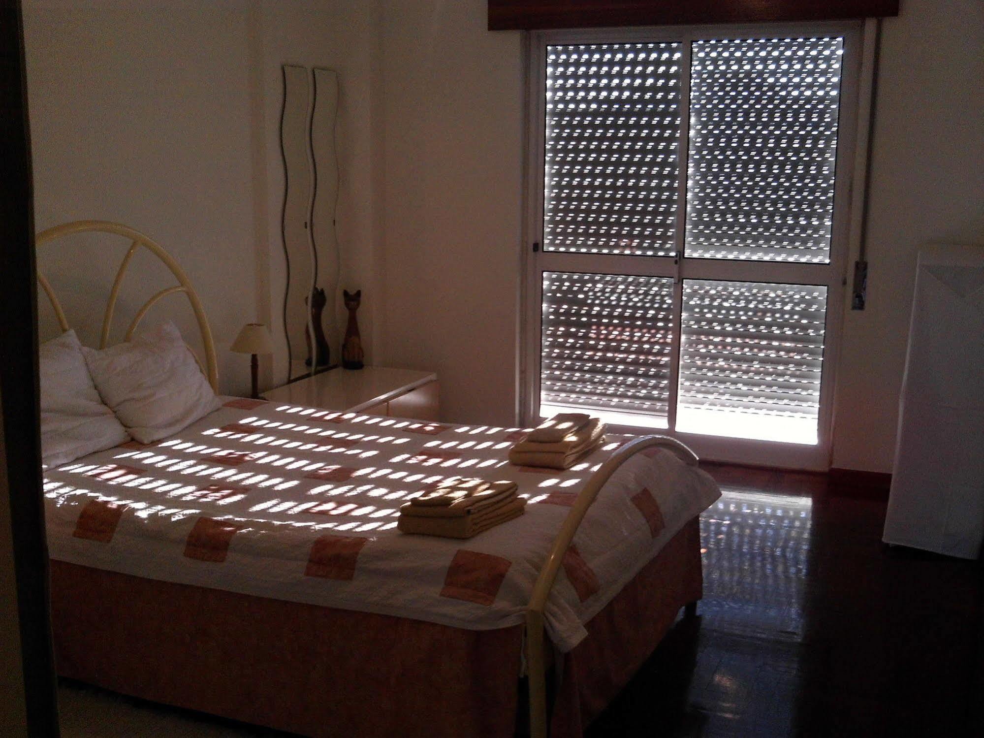 Homestay Marialva Park Seixal  Exterior foto